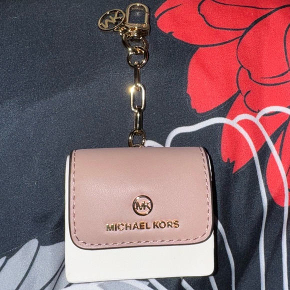MICHAEL Michael Kors Accessories - AirPod Case
